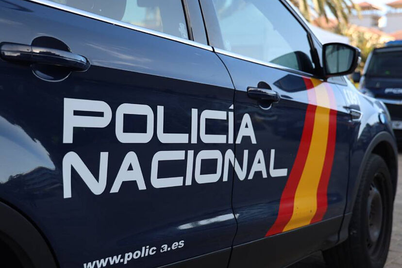 Agentes del Cuerpo Nacional de Policía en España